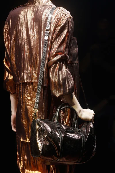 Look 26